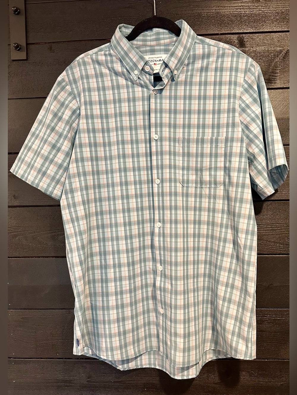 Mizzen+Main  Short-Sleeve Button-Down Shirt in Light Blue Plaid